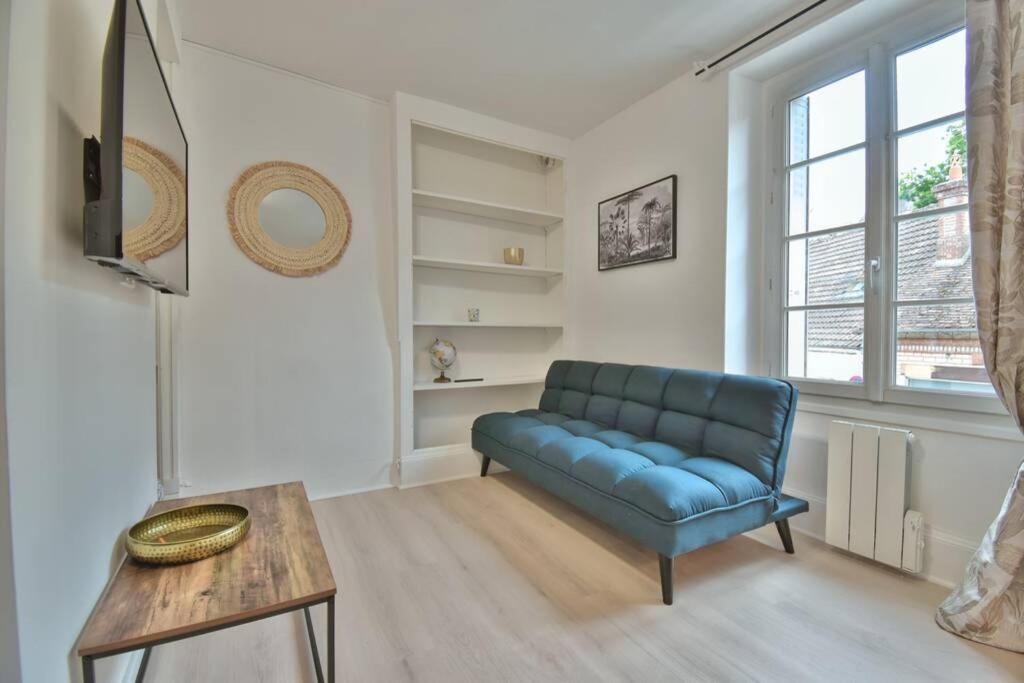 Le Sweethome Epernon Bagian luar foto