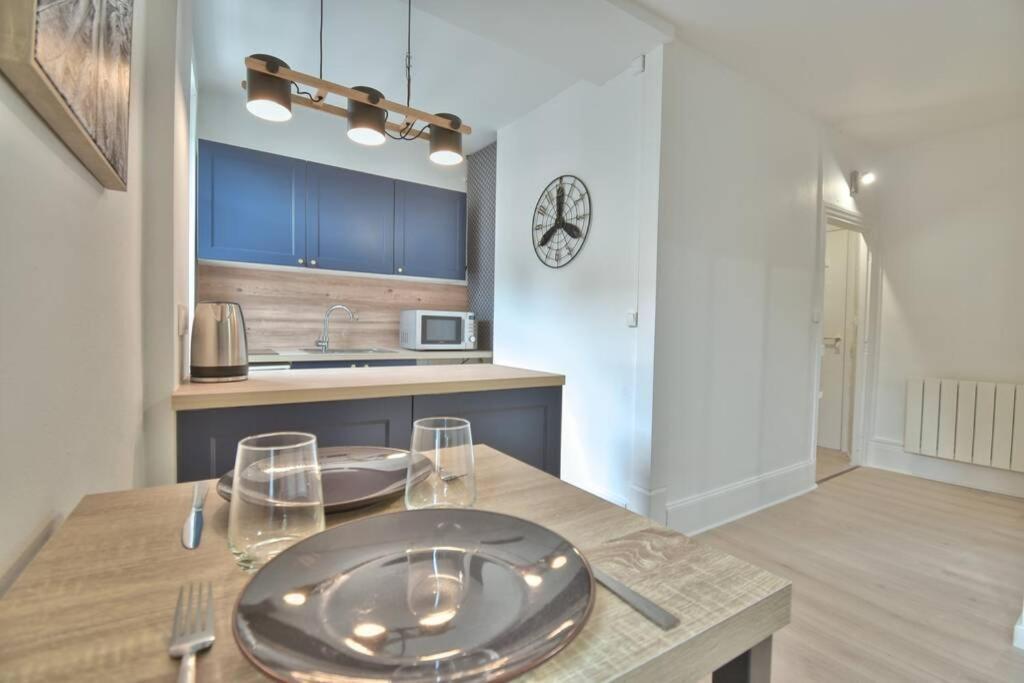 Le Sweethome Epernon Bagian luar foto